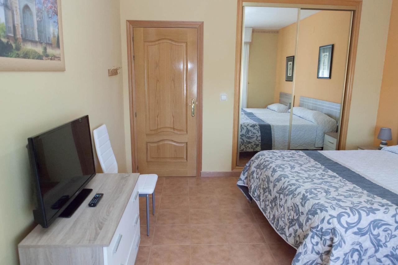 La Rosaleda De Orgaz Guest House Ngoại thất bức ảnh