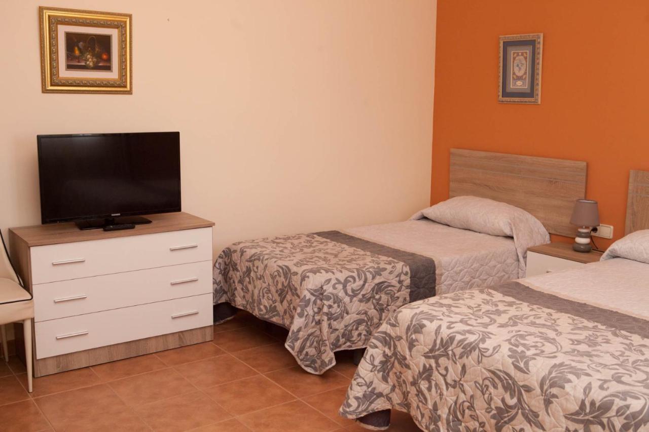 La Rosaleda De Orgaz Guest House Ngoại thất bức ảnh